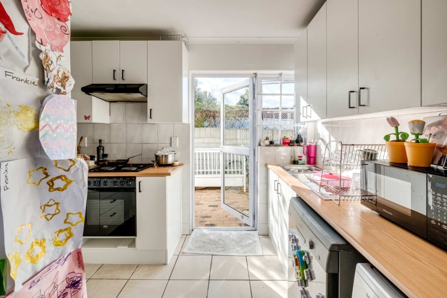 3 Bedroom Property for Sale in Kirstenhof Western Cape
